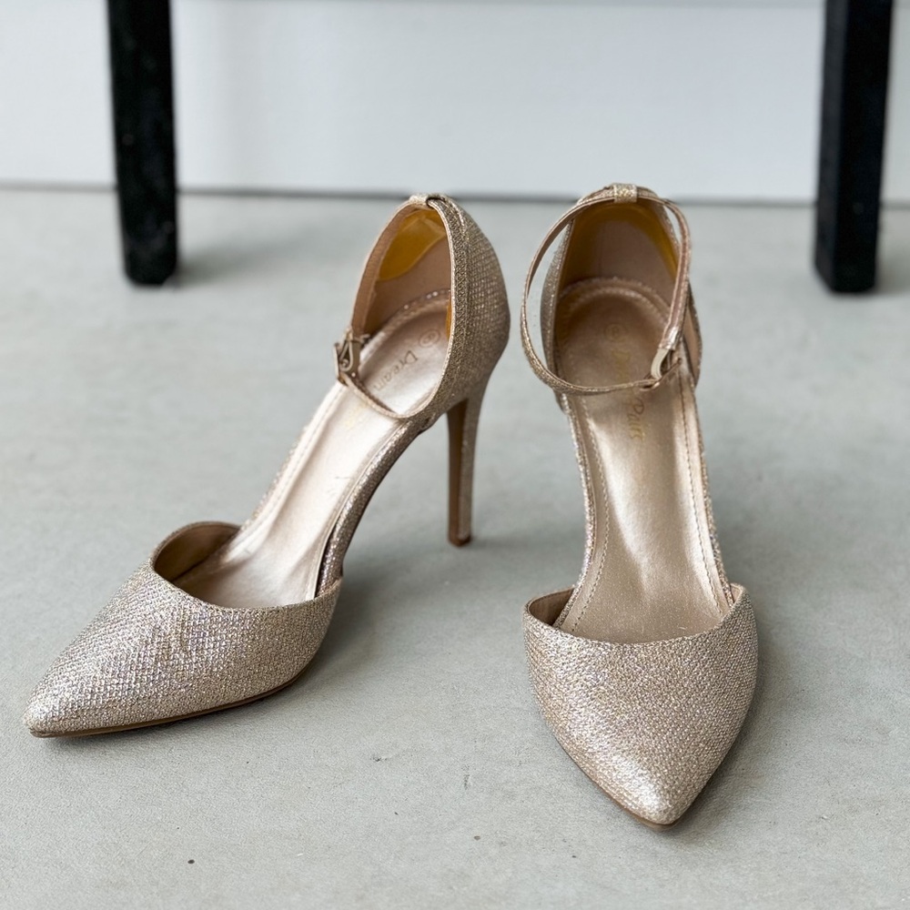 Dream Pairs Champagne Sparkle Heels